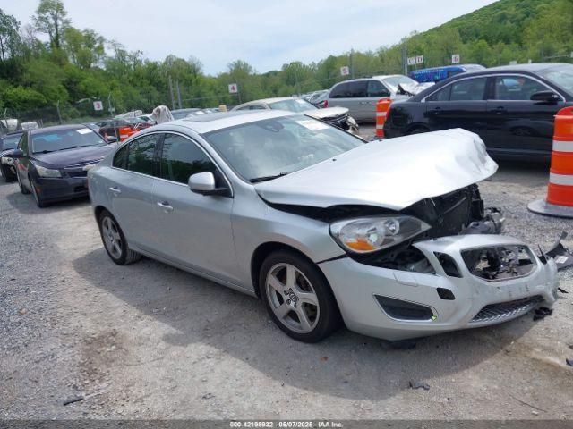  Salvage Volvo S60