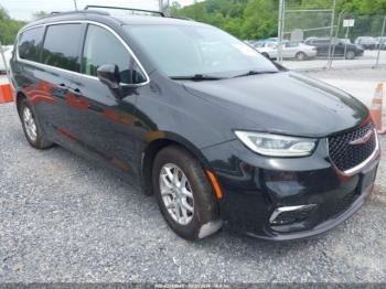  Salvage Chrysler Pacifica