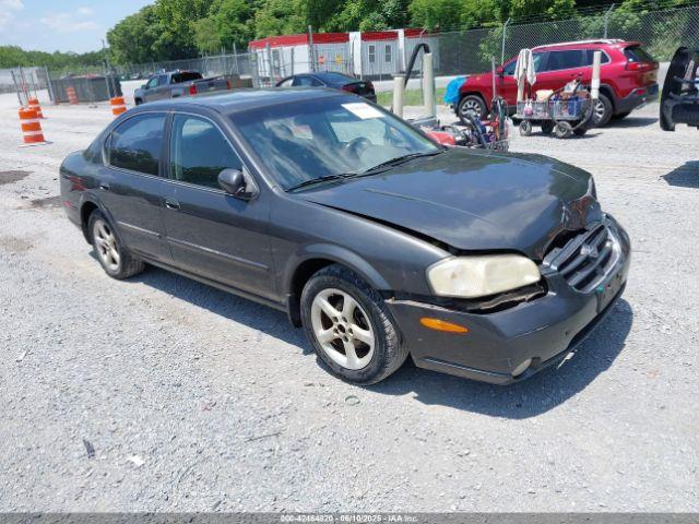  Salvage Nissan Maxima
