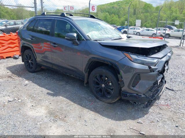  Salvage Toyota RAV4