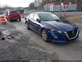  Salvage Nissan Altima