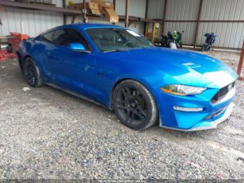 Salvage Ford Mustang