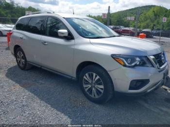  Salvage Nissan Pathfinder