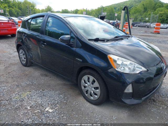  Salvage Toyota Prius c