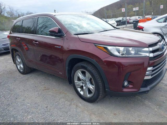  Salvage Toyota Highlander