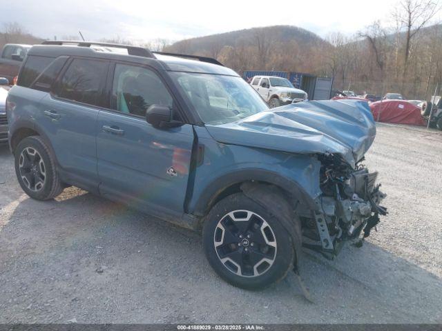  Salvage Ford Bronco