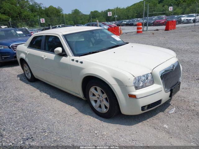  Salvage Chrysler 300