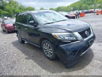  Salvage Nissan Pathfinder