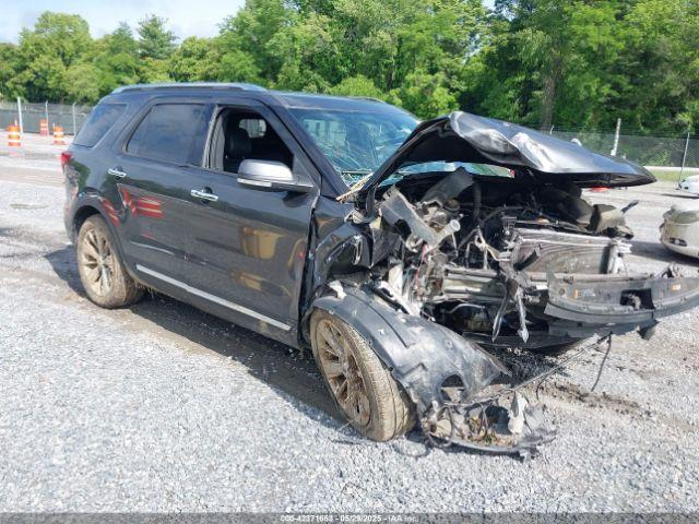 Salvage Ford Explorer