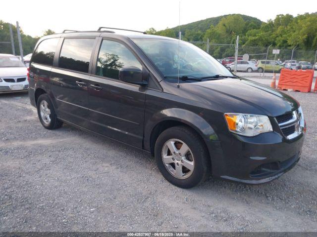  Salvage Dodge Grand Caravan
