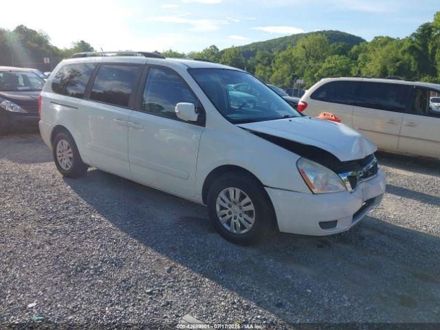  Salvage Kia Sedona