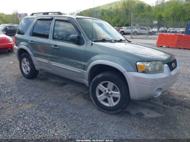  Salvage Ford Escape