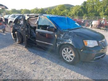  Salvage Chrysler Town & Country