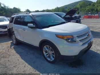  Salvage Ford Explorer