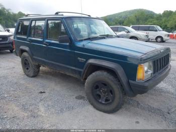  Salvage Jeep Cherokee