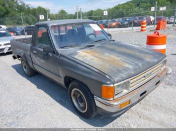  Salvage Toyota Pickup