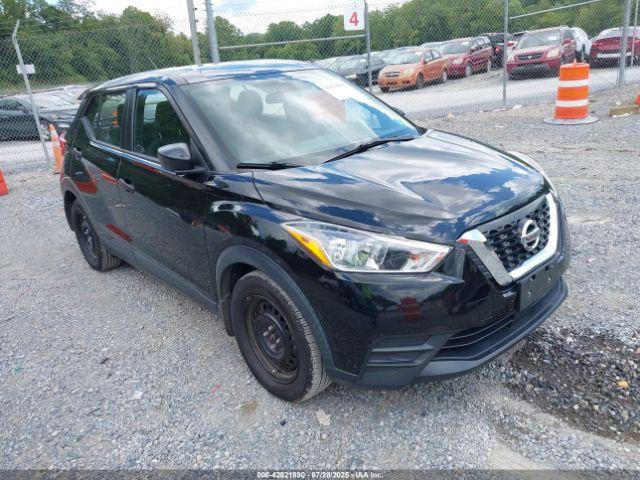  Salvage Nissan Kicks