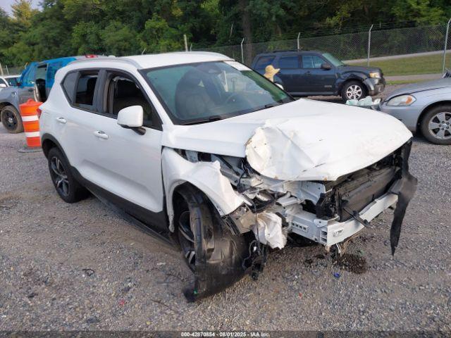  Salvage Volvo XC40