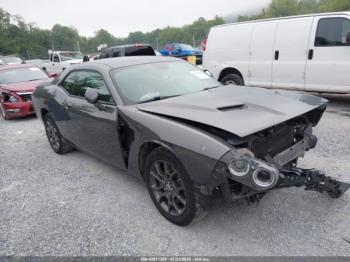  Salvage Dodge Challenger