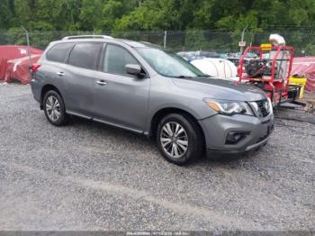  Salvage Nissan Pathfinder
