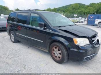  Salvage Chrysler Town & Country