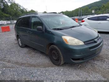  Salvage Toyota Sienna