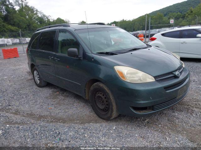  Salvage Toyota Sienna