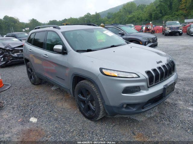  Salvage Jeep Cherokee