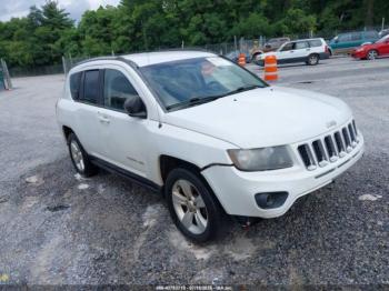  Salvage Jeep Compass