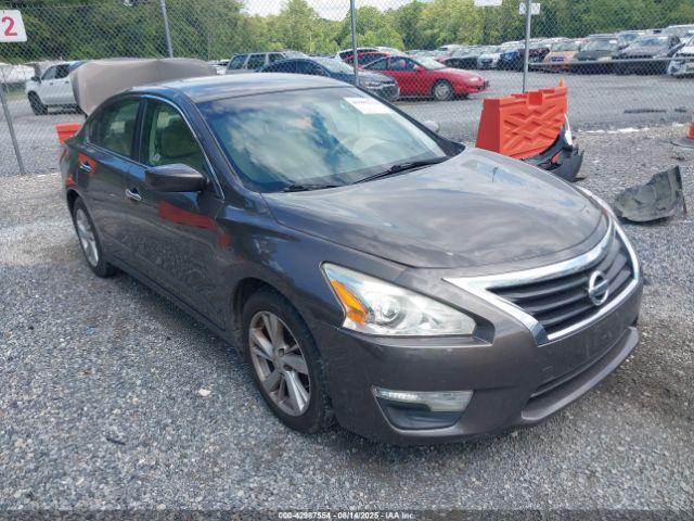  Salvage Nissan Altima