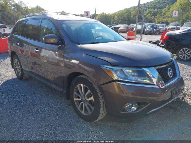  Salvage Nissan Pathfinder