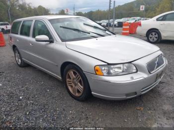  Salvage Volvo V70