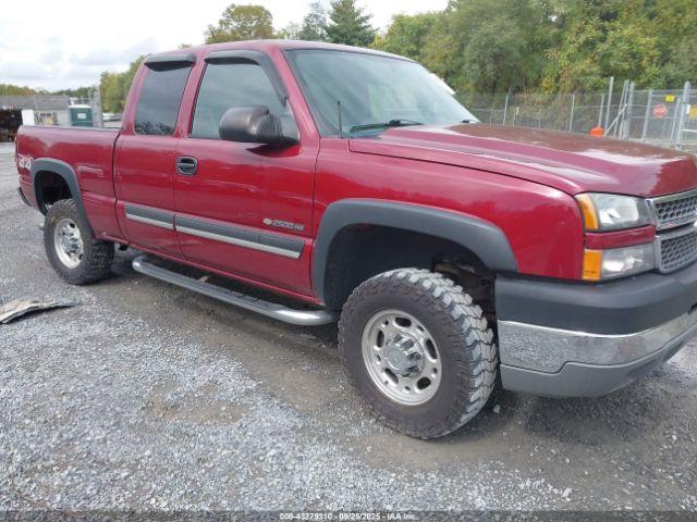  Salvage Chevrolet Silverado 2500