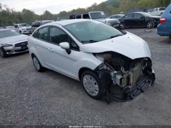  Salvage Ford Fiesta