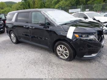  Salvage Kia Carnival