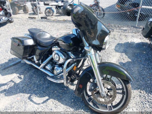  Salvage Harley-Davidson Flhx