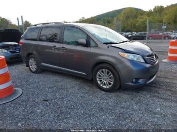  Salvage Toyota Sienna