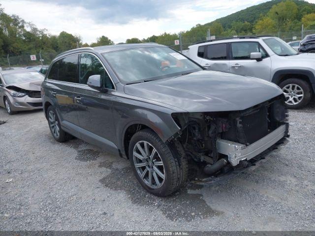  Salvage Audi Q7