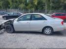 Toyota Camry Le Image 15