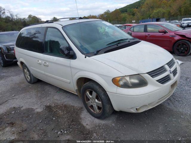  Salvage Dodge Grand Caravan