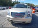 GMC Yukon Denali Image 12