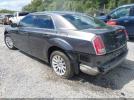 Chrysler 300 Image 8