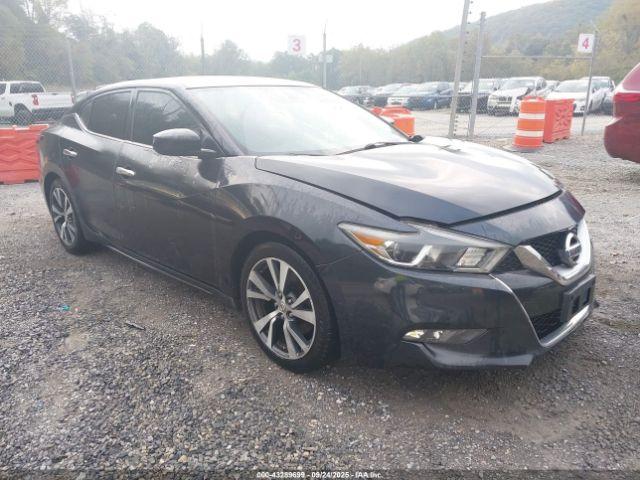  Salvage Nissan Maxima