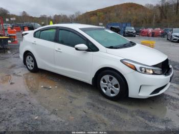  Salvage Kia Forte