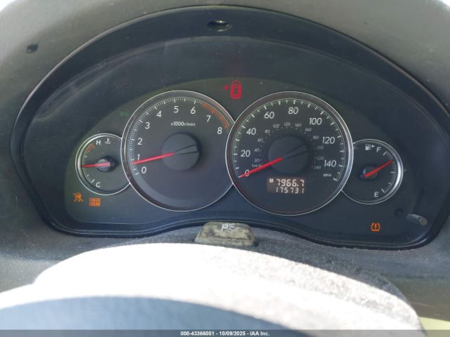 Subaru Outback 2.5i Image 16