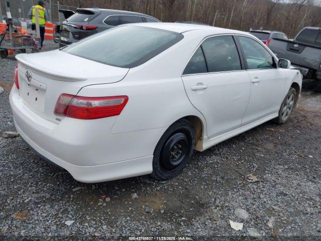 Toyota Camry Se V6 Image 14