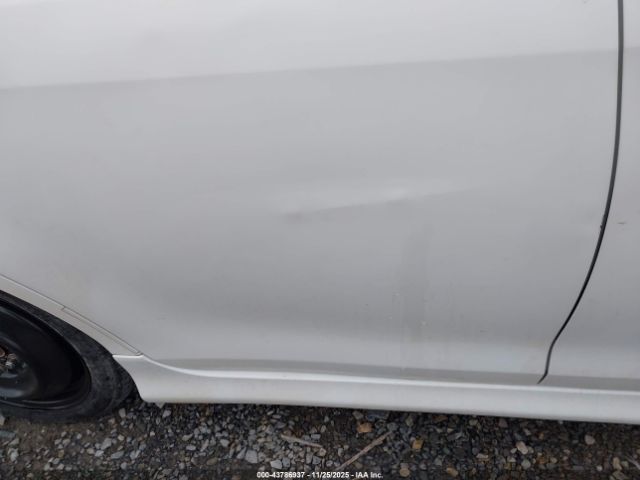 Toyota Camry Se V6 Image 9