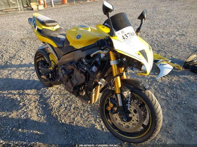  Salvage Yamaha Yzfr1
