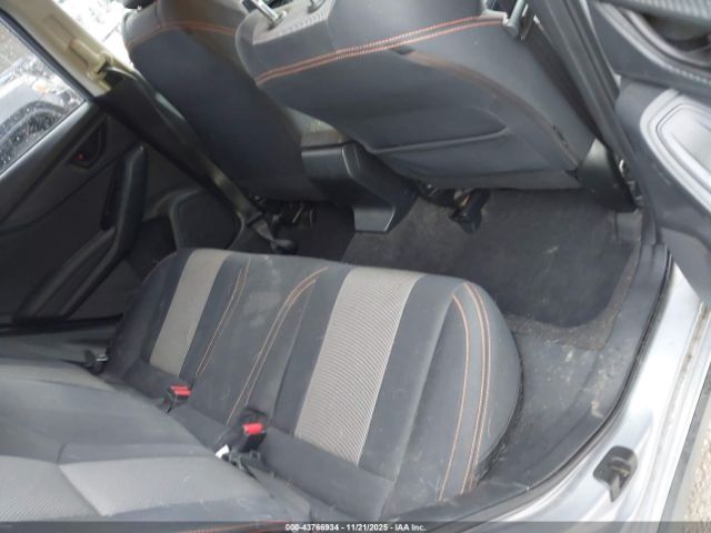 Subaru Crosstrek 2.0i Premium Image 6