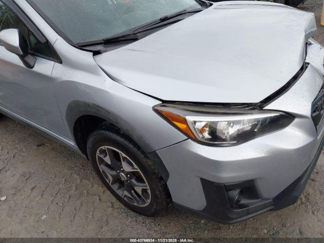 Subaru Crosstrek 2.0i Premium Image 4